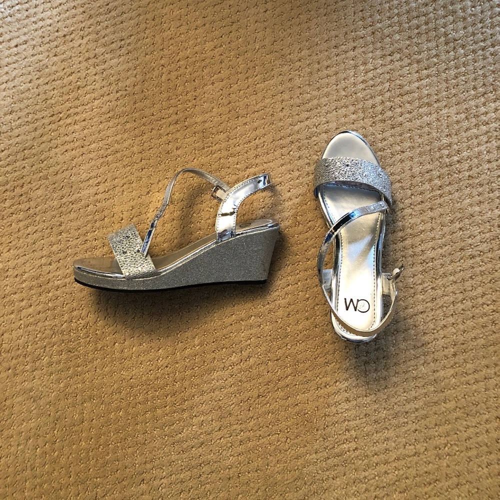 Girls dressy sandals